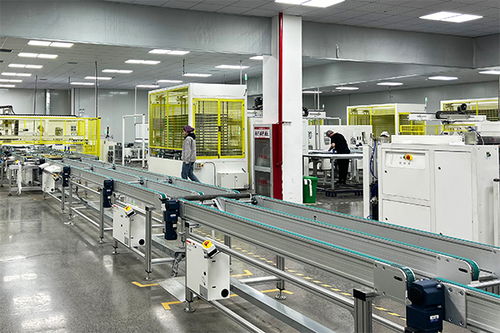 長(zhǎng)治高新區(qū) 新品精品名品優(yōu)品 系列 潞安太陽(yáng)能太行系列 單晶全黑72版型144片 組件